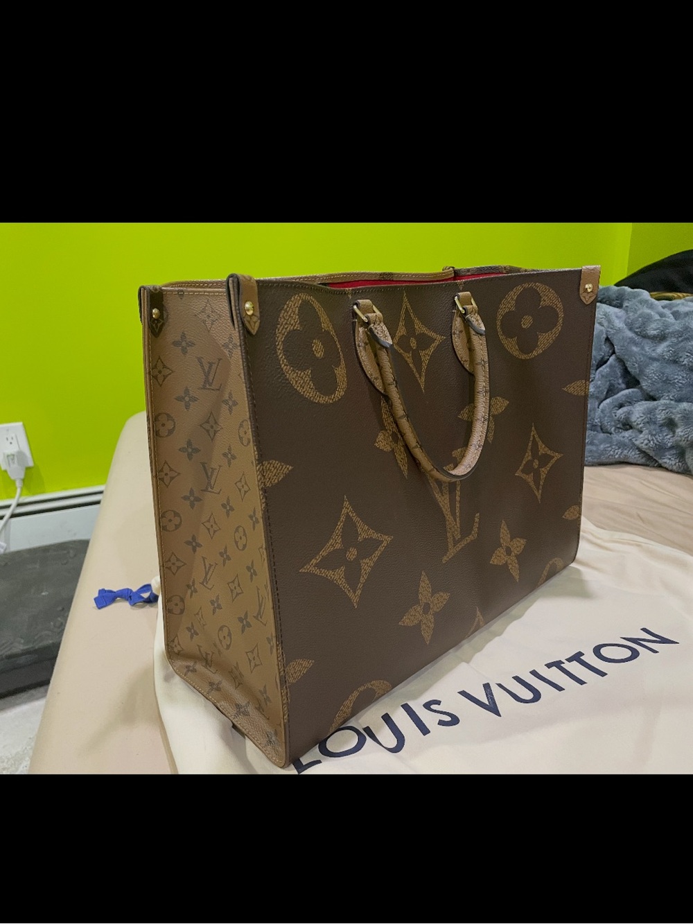 Louis Vuitton Brown Monogram Reversible Onthego Tote